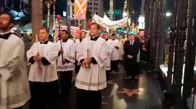 ProcesioEucaristica-Hollywood-Facebook-18112018.jpg ?? 