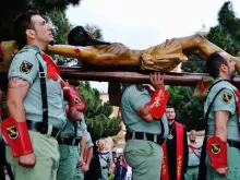Procissão do Cristo da Boa Morte, com veteranos da Legião Espanhola.