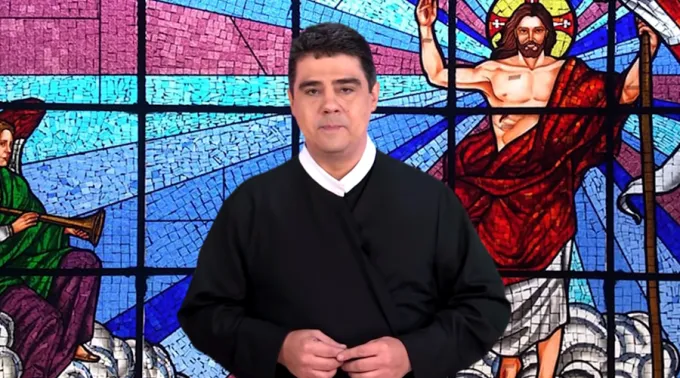 Pronunciamento-Padre-Robson_Captura-video.jpg ?? 