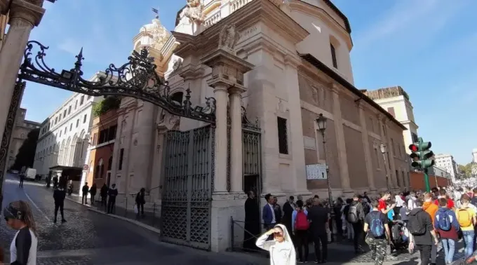 Puerta-Santa-Ana-Vaticano-Lucamato-Shutterstock-180523.jpg