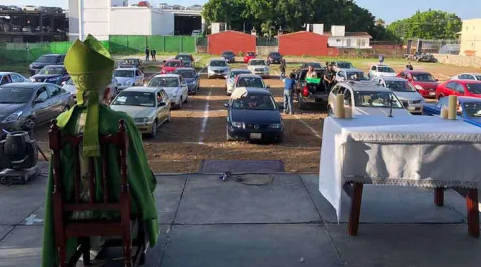 Ramon-Castro-Castro-Misa-autocine-Twitter-oficial-220720.jpg ?? 