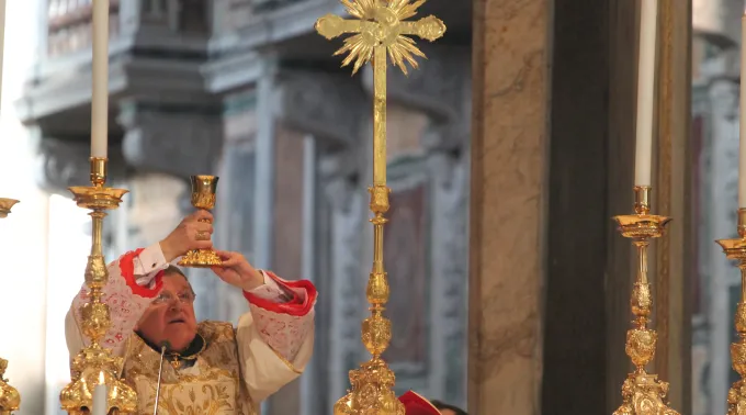 Raymund_Burke_-_B.Petrik_CNA_7.jpg ?? 