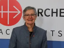 Regina Lynch, CEO da Ajuda à Igreja que Sofre.