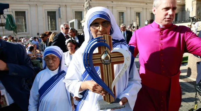 RelicarioSantaTeresadeCalcuta_DanielIbanez_ACIPrensa_04092016.jpg ?? 