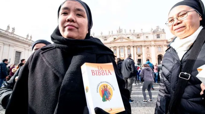 Religiosas-Biblia-Domingo-Palabra-Daniel-Ibanez-ACI-26012020.jpg ?? 