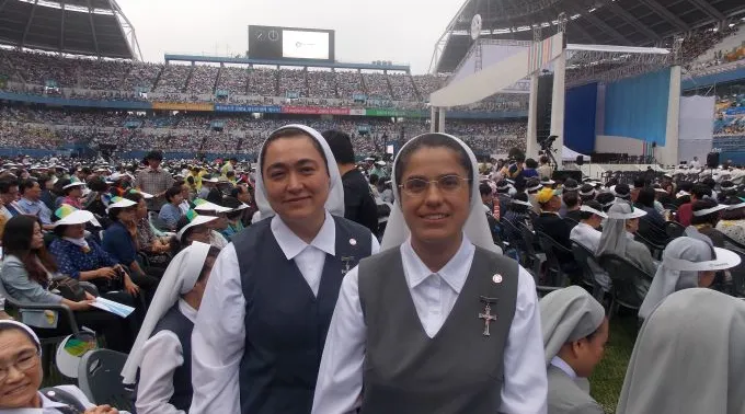 Religiosas_hispanas_en_Corea.jpg ?? 