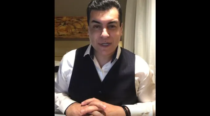 RetratacapPeChrystianShankar.jpg ?? 