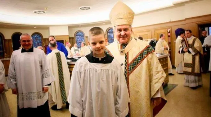 RobertCarlson-NinoBrettHaubrich_FacebookArchdioceseOfSaintLouis_080415.jpg ?? 