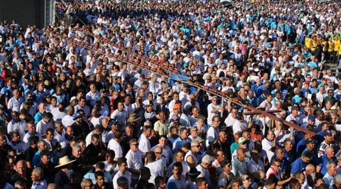 RomariaTercodosHomens_-_FotoEduardo_Gois-Santuario_Nacional.jpg ?? 