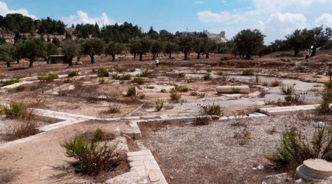 RuinasIglesiaKathisma_FlickrSeetheholylandnetCC_BY_SA_20_210707.gif ?? 