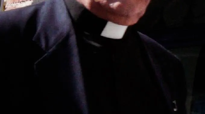 Sacerdote_FlickrArkangel_CC-BY-SA-2.0.jpg ?? 