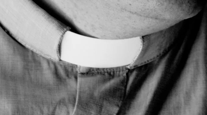 Sacerdote_FlickrFrancescoDeFrancesco_CC_BY_NC_SA_20_120816.jpg ?? 