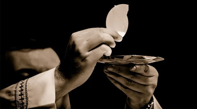 Sacerdote_Pixabay_06032018.jpg ?? 