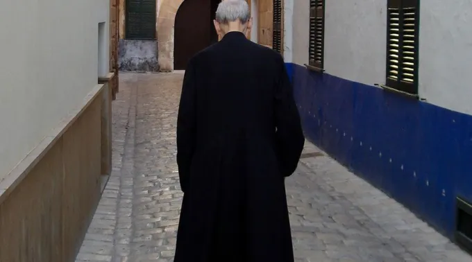 Sacerdote_Pixabay_13032018.jpg ?? 