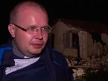 Pe. Krzysztof Kozlowski. Captura de tela TVN24