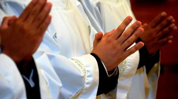 Sacerdotes-Cathopic-esimrothlc-063219.jpg ?? 