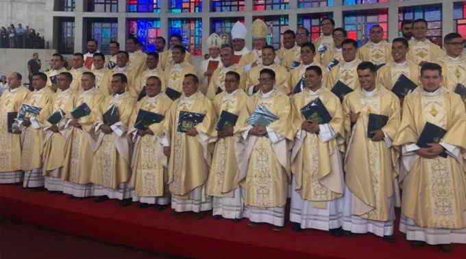 Sacerdotes-Guadalajara-Facebook-Seminario-DiocesanaoGuadalajara-.jpg ?? 