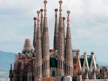 Basílica da Sagrada Família em Barcelona (Espanha). Crédito: Wikipédia.