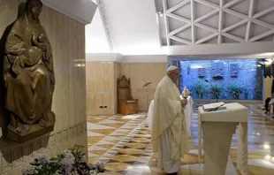 Papa na Missa.