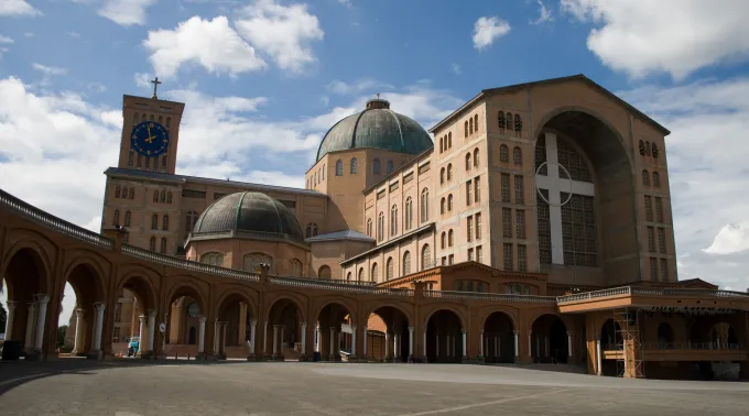 Santuario_de_Aparecida.jpg ?? 