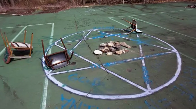 Satanismo_SebastienBarre_CC_BY-NC-SA_2_0.jpg ?? 