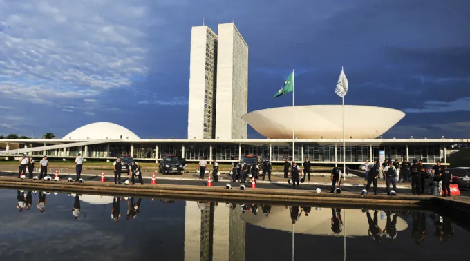 Senado_Wikimedia.jpg ?? 