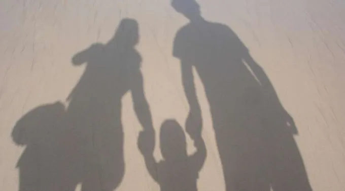 SombrasFamilia_PixabayDominioPublico_150515.jpg ?? 