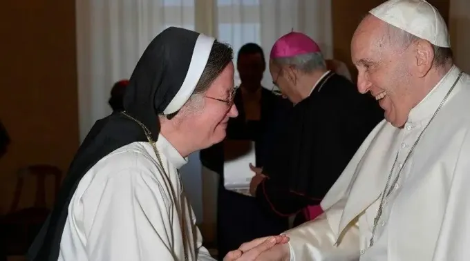 Sor-Helen-Alford_Papa-Francisco_Vatican-Media_010423.jpg ?? 