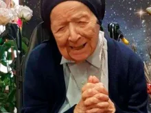 Ir. André Randon, a pessoa mais idosa da Europa e a segunda do mundo. Crédito: Vatican News.