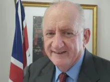 Embaixador Tim Fischer