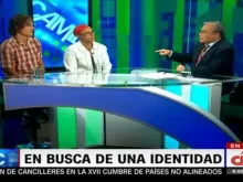 Paul e Maritza entrevistados por Camilo Egaña.