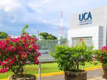 Fachada da Universidade Centro-Americana (UCA) da Nicarágua.