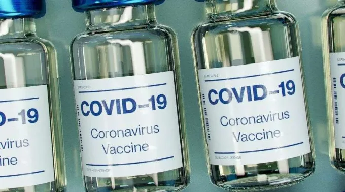 Vacuna-COVID-Daniel-Schludi-Unsplash-031220.jpg ?? 