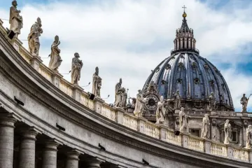 Vaticano-Camino-Sinodal-bendicion-homosexuales-Shutterstock-15032023_1_1.jpg