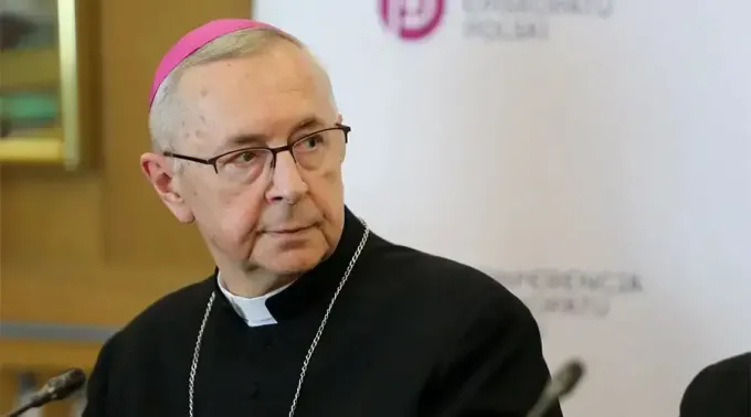 VaticanoObispo_080621_2.webp ?? 