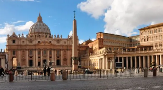 Vaticano_Web_all-free-photos.com_CC-BY-NC-SA-2.5.jpg ?? 