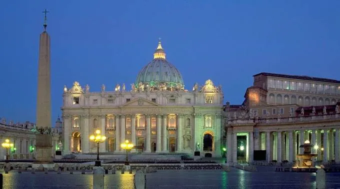 Vaticano_WikipediaAndreasTilleCC-BY-SA-3.0_071215.jpg ?? 