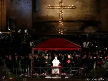 O Papa Francisco na Via Sacra (imagem de arquivo)