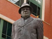 Estátua de Vince Lombardi