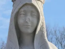 Imagem de Nossa Senhora de Fátima atacada em Washington D.C.