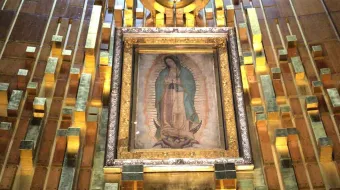 Imagem original de Nossa Senhora de Guadalupe em seu santuário na Cidade do México.