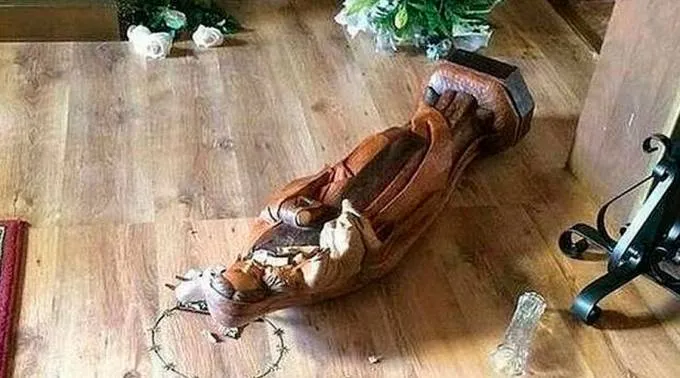 VirgenIglesiaMalaga_Twitter_031115.jpg ?? 