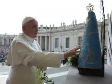  Papa Francisco e a Virgem de Luján