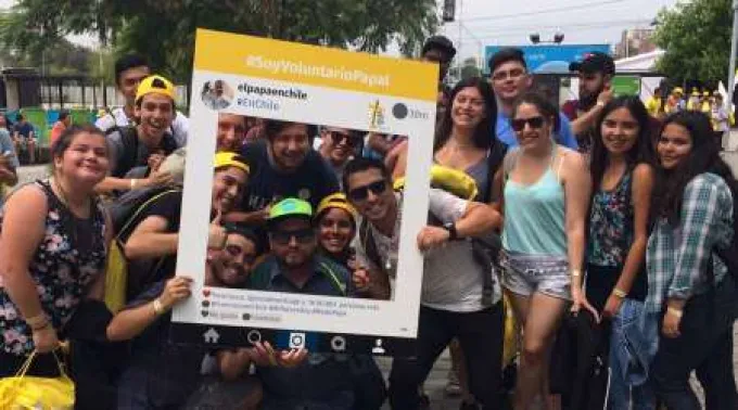 Voluntariospapales_FotoTwitterQuintanillaY150118.jpg ?? 