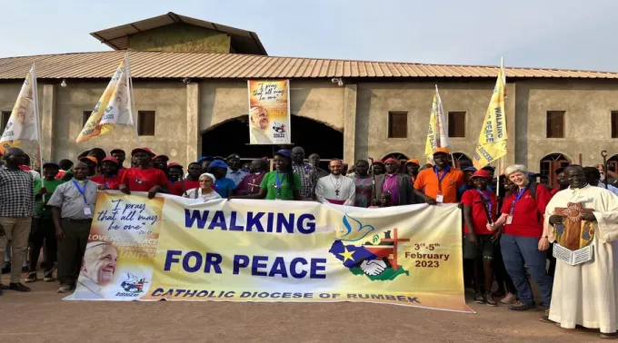WALKING_FOR_PEACE_SUDAN_1.jpg ?? 