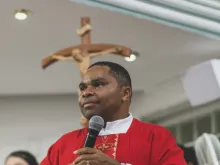Padre Delson Zacarias dos Santos.