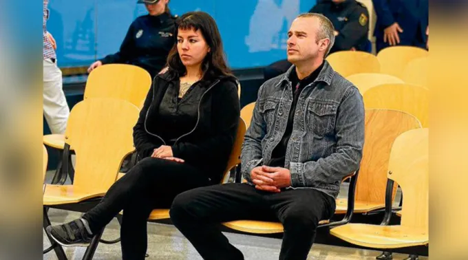 anarquistaschilenosAtacantesBasilicaPilarZaragozaEspana_Twitter.jpg ?? 