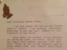 Carta da menina de nove anos a Enver Hoxha. Foto Gjergj Ndoci