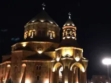 Igreja em Stepanekart, capital del Nagorno Karabakh.