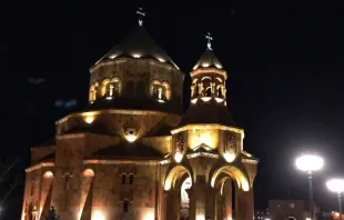 Igreja em Stepanekart, capital del Nagorno Karabakh.